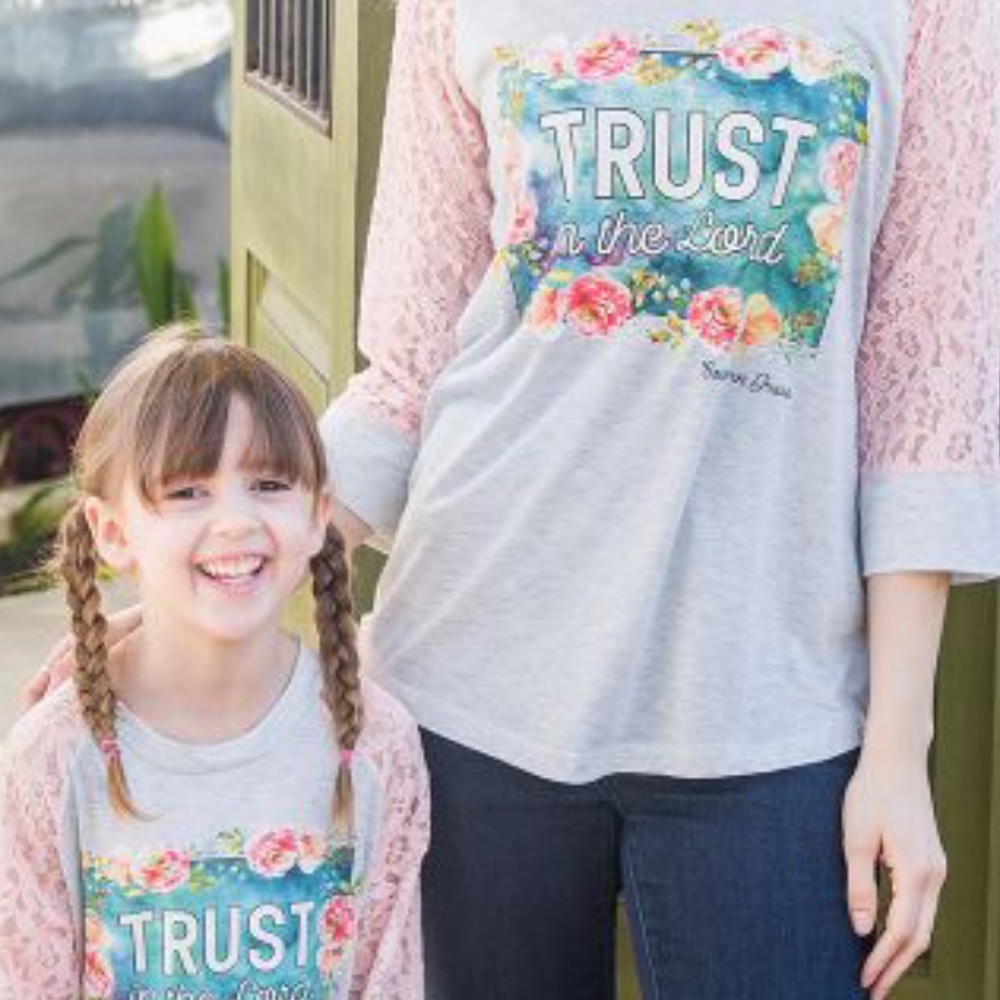 Trust Lace Raglan Tee - Picture 4 of 8